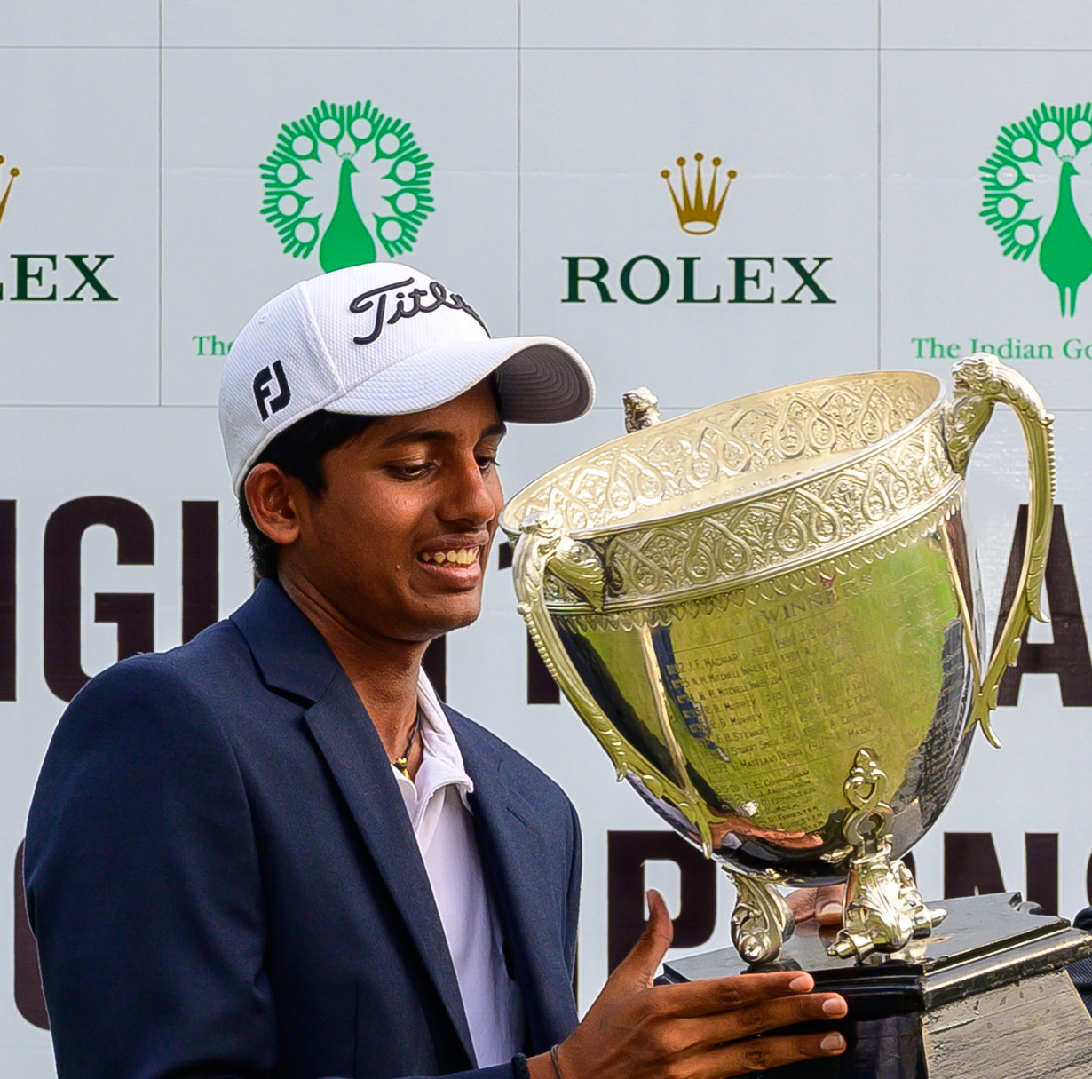 Aryan wins the All India Amateur Golf Championship and creates history by being the first player in 119 years