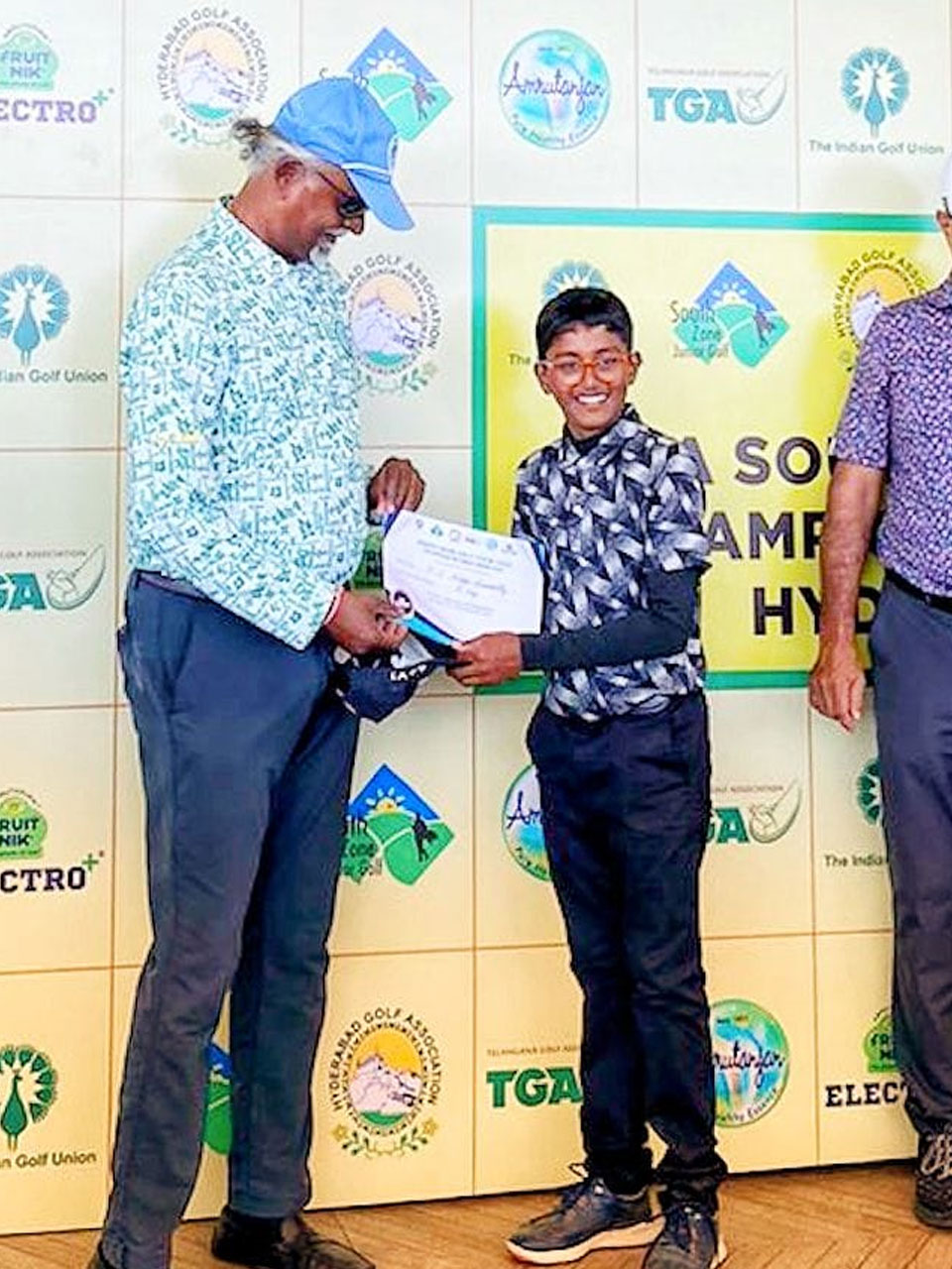 Nilofer finished 3rd in Category B Boys at the HGA South Zone Junior Golf Championship