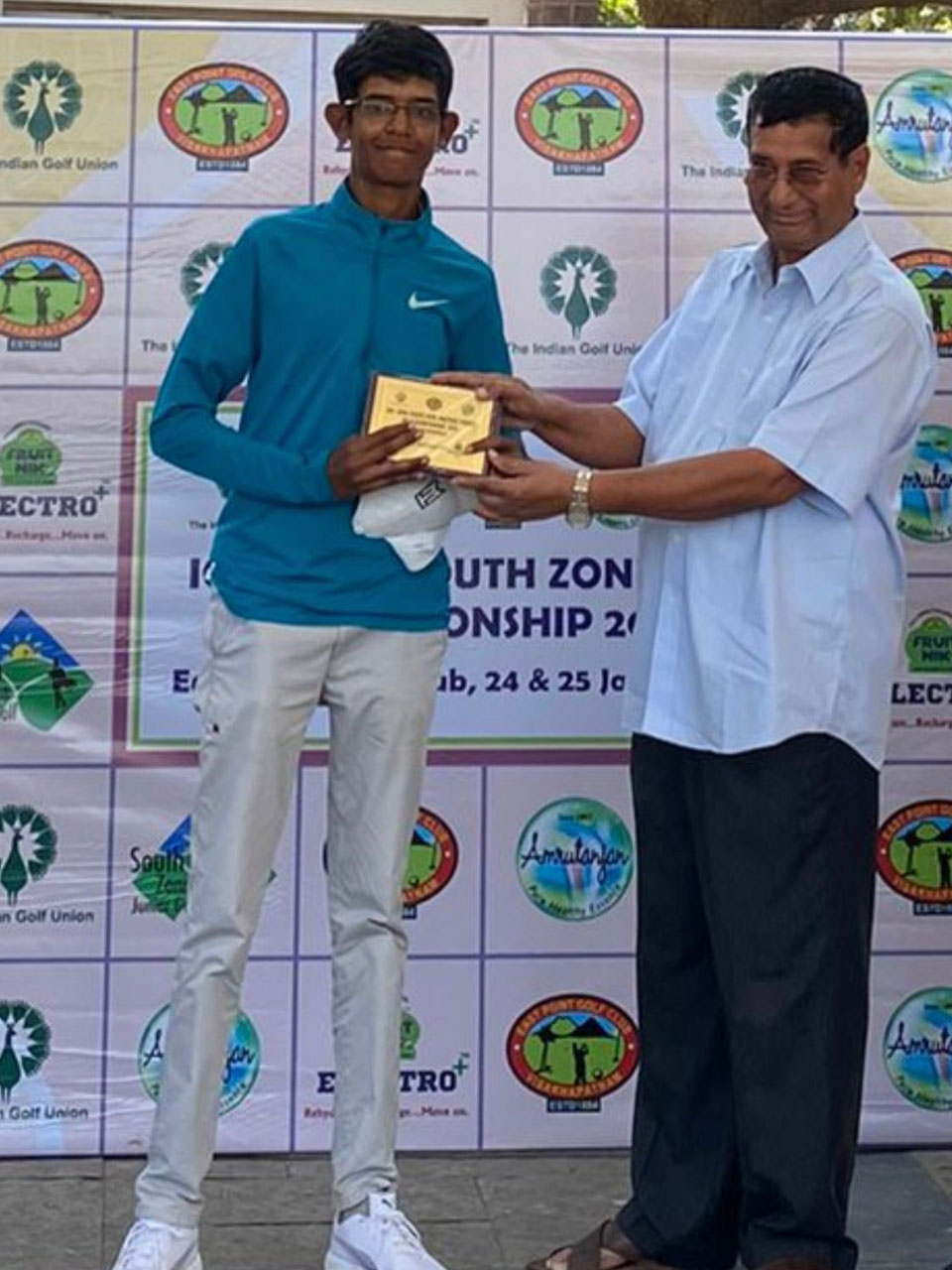 Sumith Chandra finishes 3rd at the SZ Amateur Championship