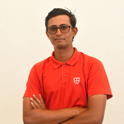 Senior Coach- Murtaza Raja